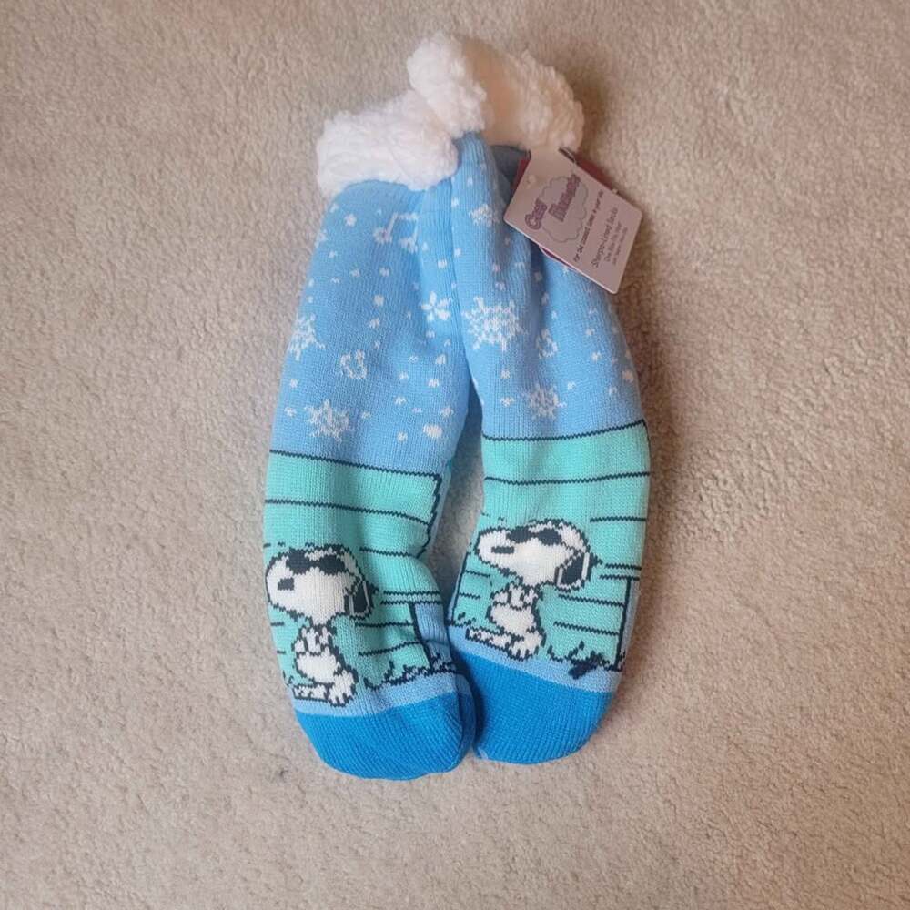 Peanuts Snoopy Cozy Moments Sherpa-Lined Socks Non Slip